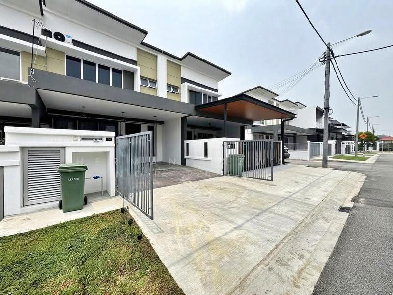 Terraced House for Sale in Hulu Langat (Selangor) - Herman Sazwan Nor Rahim - Exterior - PropertyGuru.com.my