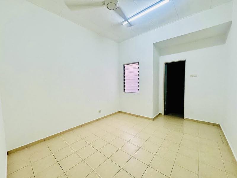 Rumah Teres untuk Dijual di Sungai Buloh (Selangor) - Zimir Shah - Interior - PropertyGuru.com.my