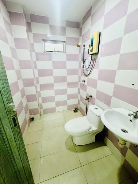 Rumah Teres untuk Dijual di Sungai Buloh (Selangor) - Zimir Shah - Bathroom - PropertyGuru.com.my