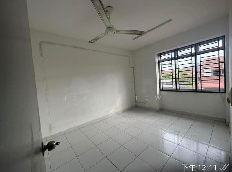 2-storey Terraced House for Sale in Taman Lagenda Putra (Kulai) - Jeanne Tew - Interior - PropertyGuru.com.my