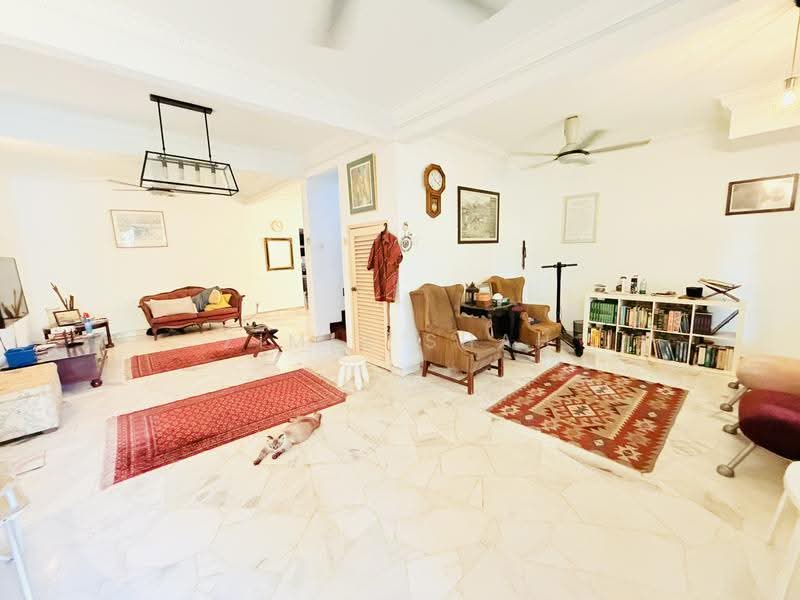 2-storey Terraced House for Sale in SS19 (Subang Jaya) - Zimir Shah - Living Room - PropertyGuru.com.my