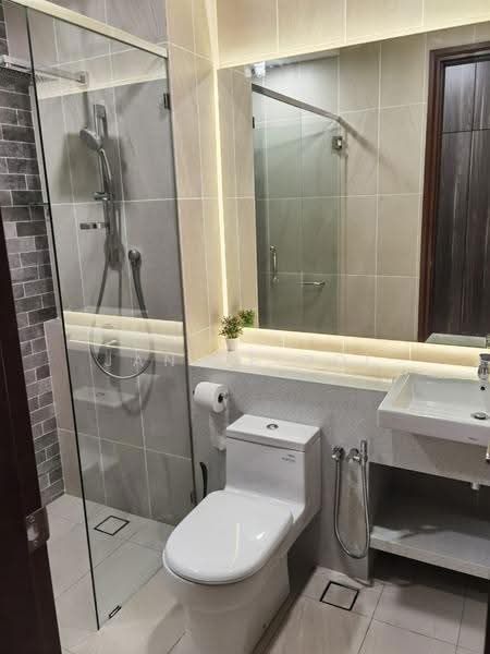 Condominium for Rent at Queens Residences Q2 @ Queens Waterfront - Janice Ooi - Bathroom - PropertyGuru.com.my
