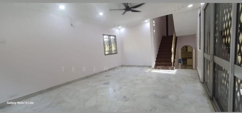Semi-Detached House for Rent in Taman Berkeley (Klang) - Terence Lok - Living Room - PropertyGuru.com.my