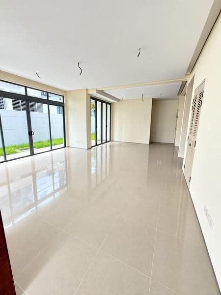 Semi-Detached House for Sale in Denai Alam (Shah Alam) - Lucas Loh - Living Room - PropertyGuru.com.my