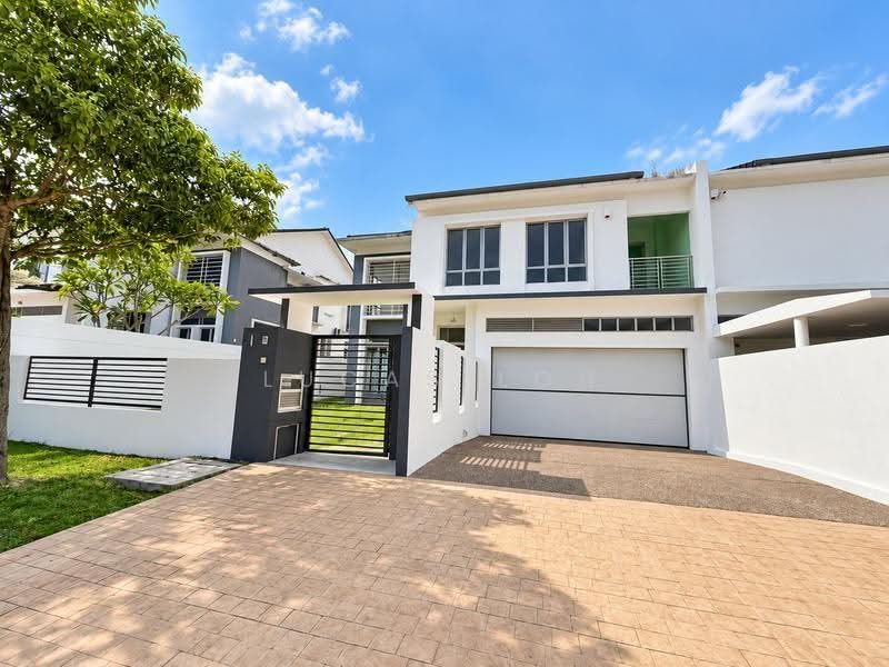 Semi-Detached House for Sale in Denai Alam (Shah Alam) - Lucas Loh - Exterior - PropertyGuru.com.my