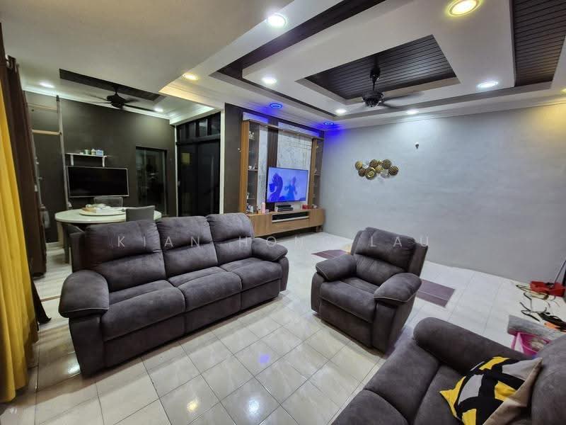 2-storey Terraced House for Sale in Taman Seri Bertam (Kepala Batas) - Jeff Lau - Living Room - PropertyGuru.com.my