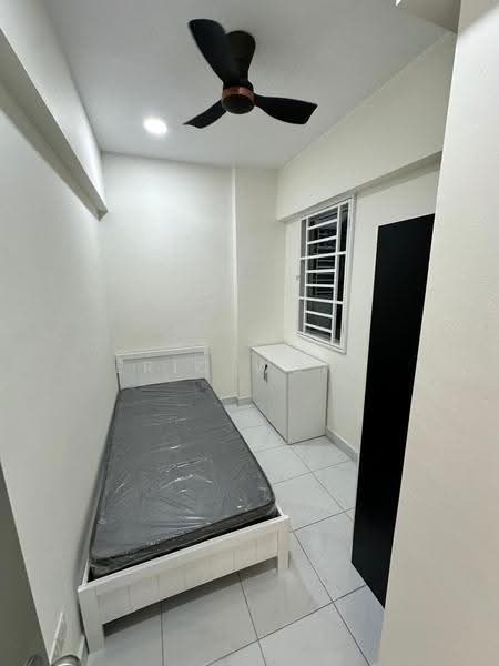 Pangsapuri untuk Disewa di Trifolia - Eric Wong - Bedroom - PropertyGuru.com.my