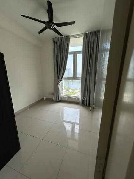 Kondominium untuk Disewa di Mutiara Ville - PJ Low - Bedroom - PropertyGuru.com.my