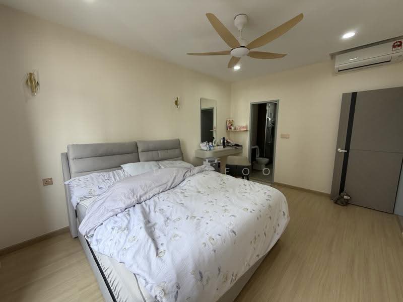 Kediaman Servis untuk Dijual di ANYA at Shorea Park - Aiden Foo - Bedroom - PropertyGuru.com.my