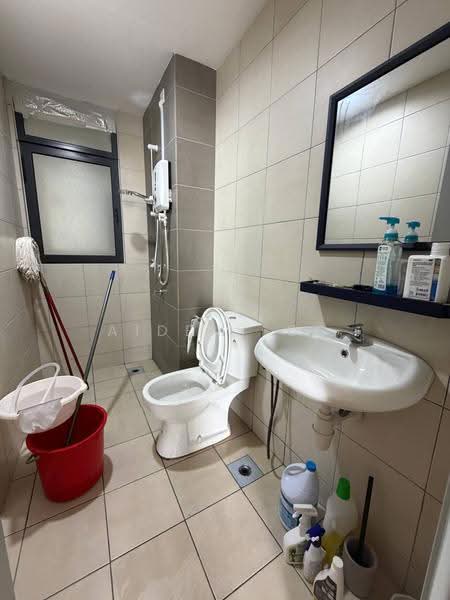 Kediaman Servis untuk Dijual di ANYA at Shorea Park - Aiden Foo - Bathroom - PropertyGuru.com.my