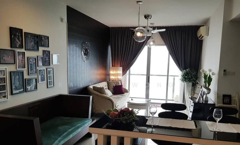 Kondominium untuk Disewa di 10 Island Resort - Rainny Wong - Living Room - PropertyGuru.com.my