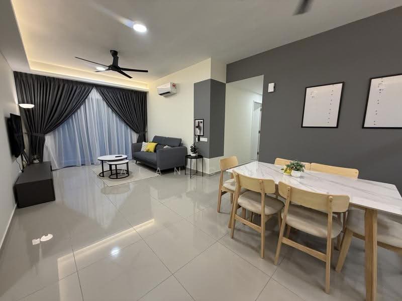 Kediaman Servis untuk Disewa di D'Clover Residences - Alan Chia - Living Room - PropertyGuru.com.my