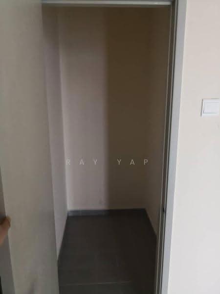 Kondominium untuk Dijual di The Golden Triangle Condominium - Ray Yap - Interior - PropertyGuru.com.my