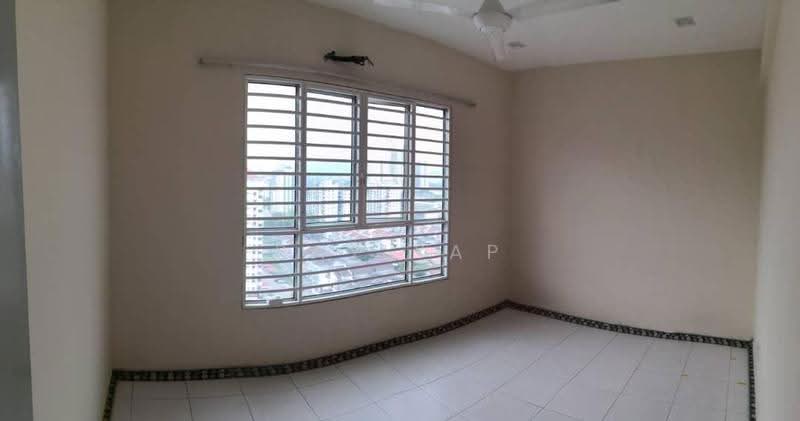 Kondominium untuk Dijual di The Golden Triangle Condominium - Ray Yap - Interior - PropertyGuru.com.my