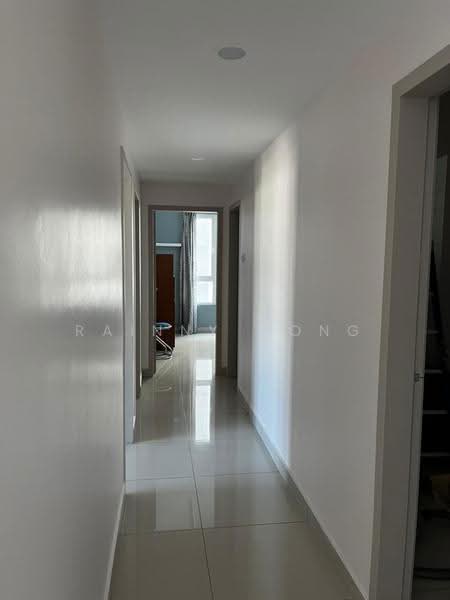 Condominium for Rent at Gardens Ville - Rainny Wong - Corridor - PropertyGuru.com.my