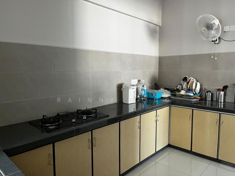 Condominium for Rent at Gardens Ville - Rainny Wong - Kitchen - PropertyGuru.com.my