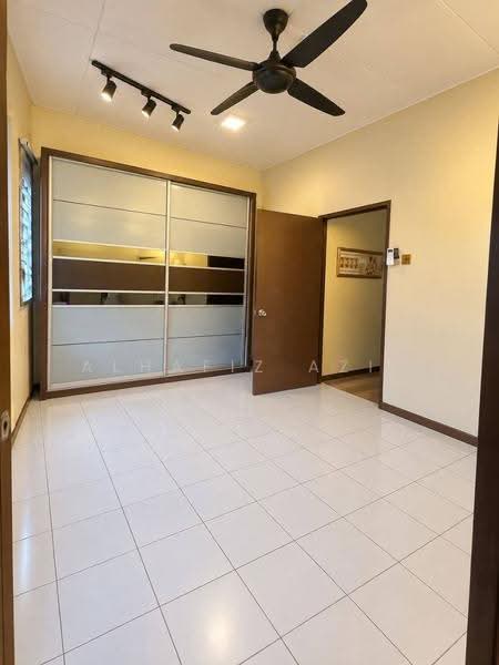 Rumah Teres 2-Tingkat untuk Dijual di Taman Scientex Pasir Gudang (Pasir Gudang) - ALHAFIZ AZIS - Bedroom - PropertyGuru.com.my
