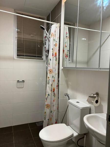 Condominium for Rent at Dwiputra Residences - Aisah Nordin - Bathroom - PropertyGuru.com.my