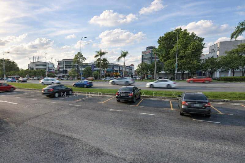 Shop for Rent in Bandar Seri Putra (Bangi) - Mohd Shafik - Exterior - PropertyGuru.com.my