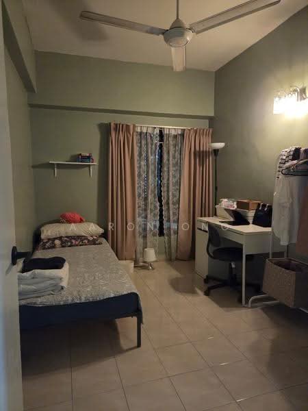 Kondominium untuk Dijual di Sri Pelangi Condominiums - Aaron Ong - Bedroom - PropertyGuru.com.my