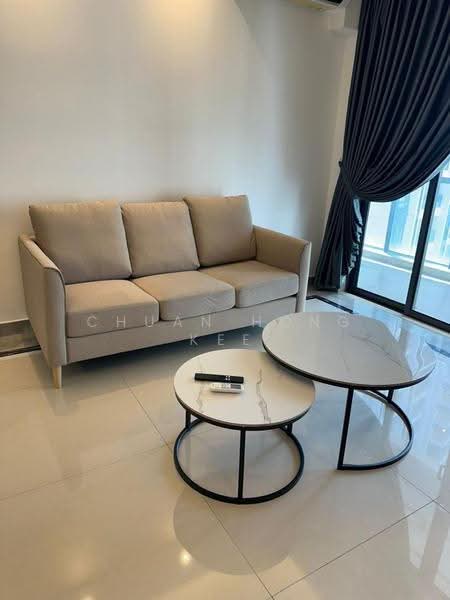 Kediaman Servis untuk Disewa di R&F Princess Cove Phase 1 - Chuan Hong Kee - Living Room - PropertyGuru.com.my