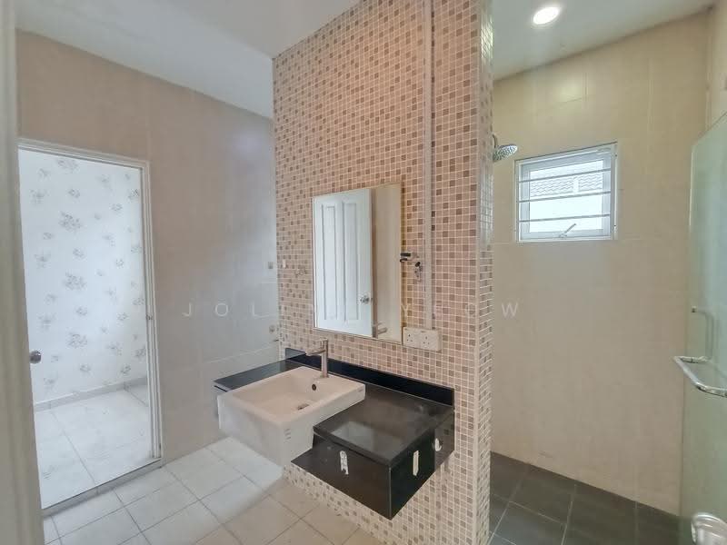 2-storey Terraced House for Sale in Ipoh (Perak) - Joline YEOW - Bathroom - PropertyGuru.com.my