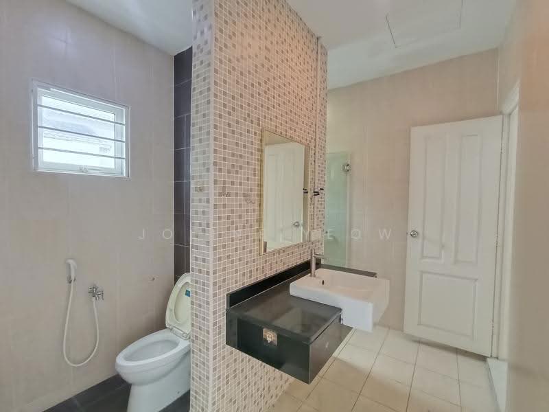 2-storey Terraced House for Sale in Ipoh (Perak) - Joline YEOW - Bathroom - PropertyGuru.com.my