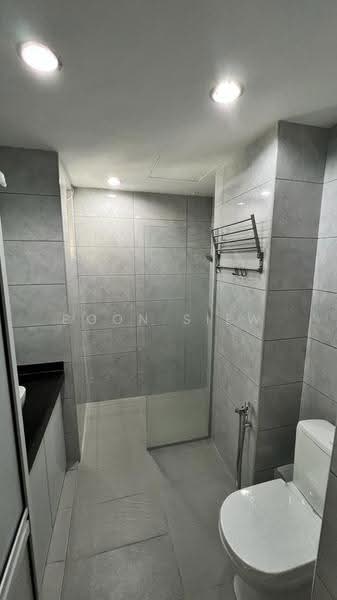 Apartment for Sale at Mawar Apartment - Boon Siew - Bathroom - PropertyGuru.com.my