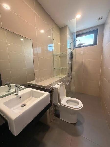 Service Residence for Rent at Sunway Grid Residence - Yvonne Chong - Bathroom - PropertyGuru.com.my
