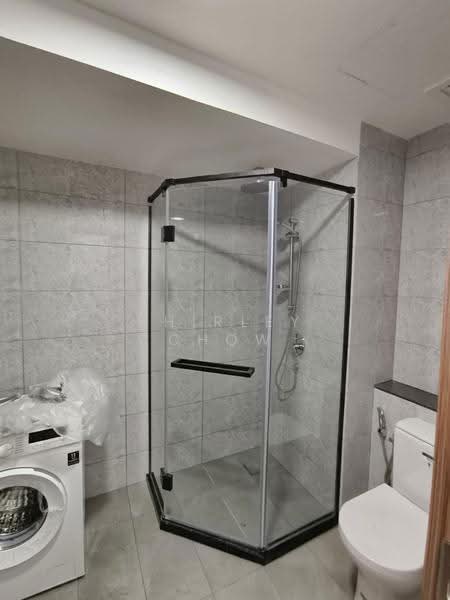 Kondominium untuk Disewa di Jesselton Twin Towers - shirley Chow - Bathroom - PropertyGuru.com.my