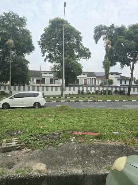Shop for Sale in Taman Molek (Johor Bahru) - Alicia Lian - Exterior - PropertyGuru.com.my