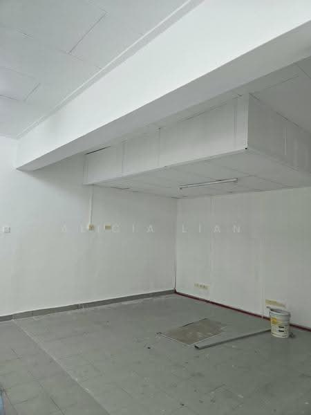 Shop for Sale in Taman Molek (Johor Bahru) - Alicia Lian - Interior - PropertyGuru.com.my