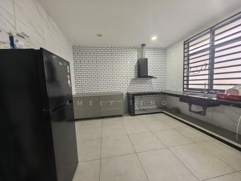 Rumah Teres 1-Tingkat untuk Disewa di Kampung Kepayang Fair Park (Ipoh) - Amely Teng - Kitchen - PropertyGuru.com.my