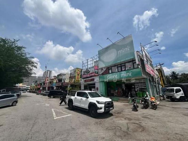Shop for Rent in Melawati (Selangor) - David Chung - Exterior - PropertyGuru.com.my
