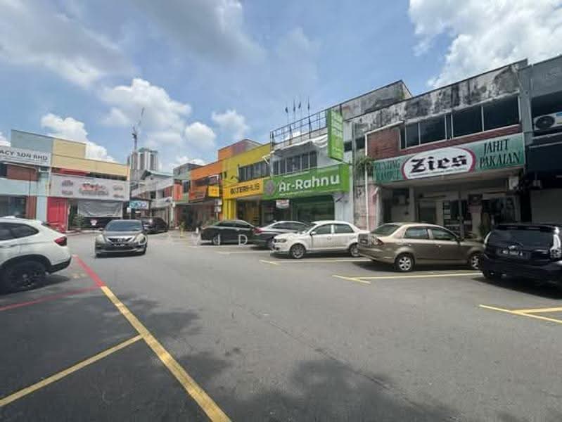 Shop for Rent in Melawati (Selangor) - David Chung - Exterior - PropertyGuru.com.my