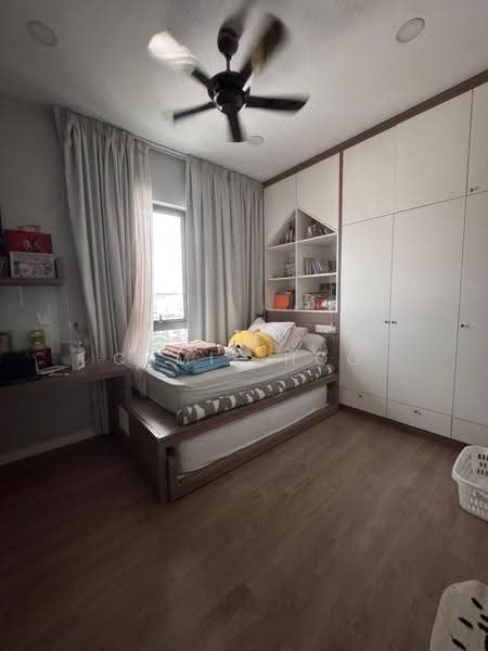 Kondominium untuk Dijual di The Riyang - Camie Hoo - Bedroom - PropertyGuru.com.my