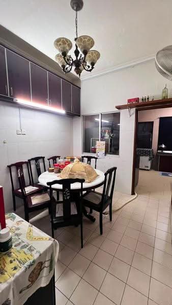 Terraced House for Sale in Taman Pinggiran Usj (Subang Jaya) - Mahirah . - Dining Room - PropertyGuru.com.my