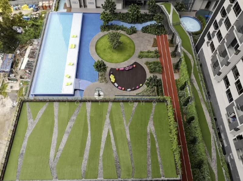 Kediaman Servis untuk Disewa di Petalz Residences - Jovee Chow - Pool - PropertyGuru.com.my