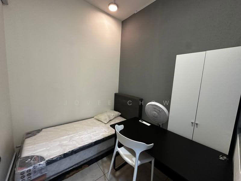 Kediaman Servis untuk Disewa di Petalz Residences - Jovee Chow - Bedroom - PropertyGuru.com.my