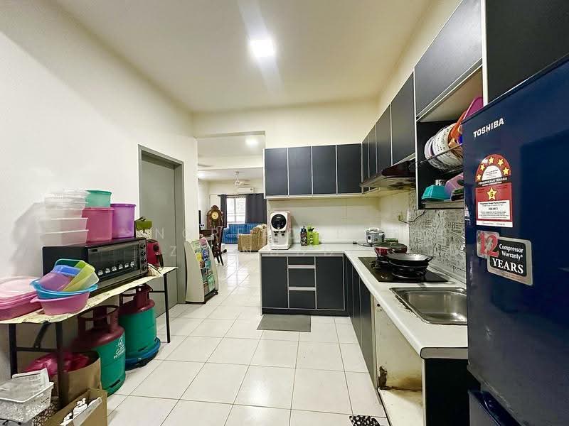 2-storey Terraced House for Sale in Kuala Selangor (Selangor) - NORFADILAH ZAINUDDIN - Kitchen - PropertyGuru.com.my