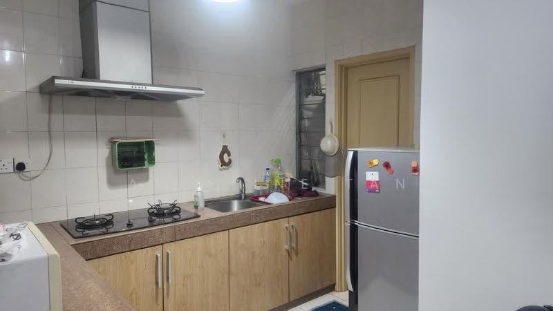 Kediaman Servis untuk Disewa di E-Tiara - Angeline Tan - Kitchen - PropertyGuru.com.my