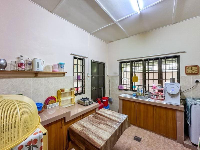Semi-Detached House for Sale in Bukit Gasing (Petaling Jaya) - Ahmad Ikhwan Arif - Kitchen - PropertyGuru.com.my