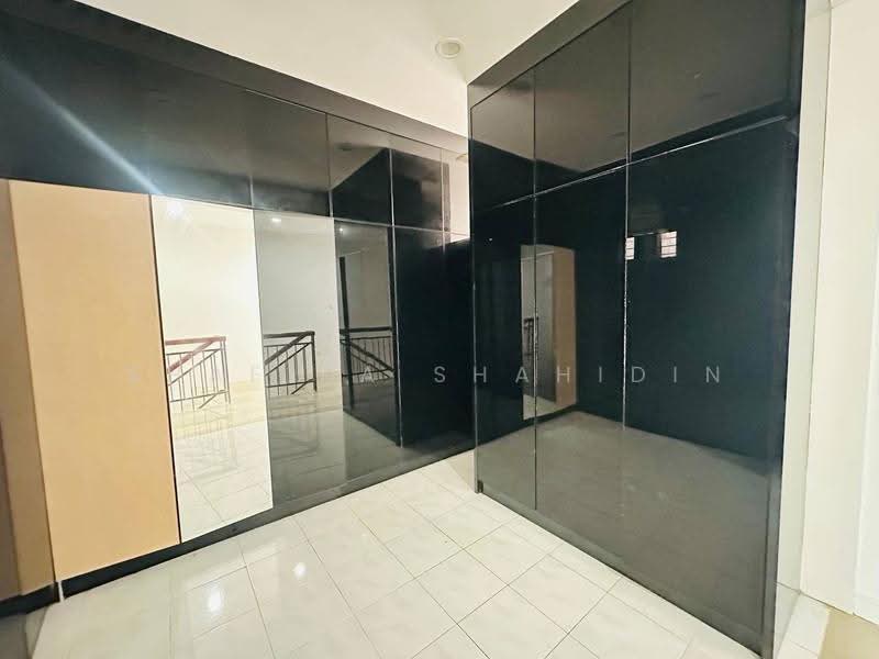 3-storey Terraced House for Sale in Selayang (Selangor) - Shafika Shahidin - Interior - PropertyGuru.com.my