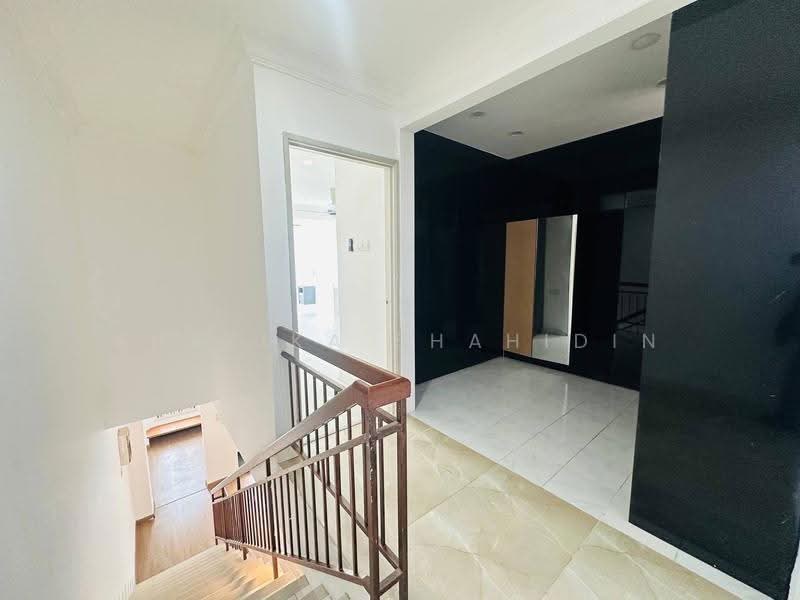 3-storey Terraced House for Sale in Selayang (Selangor) - Shafika Shahidin - Interior - PropertyGuru.com.my