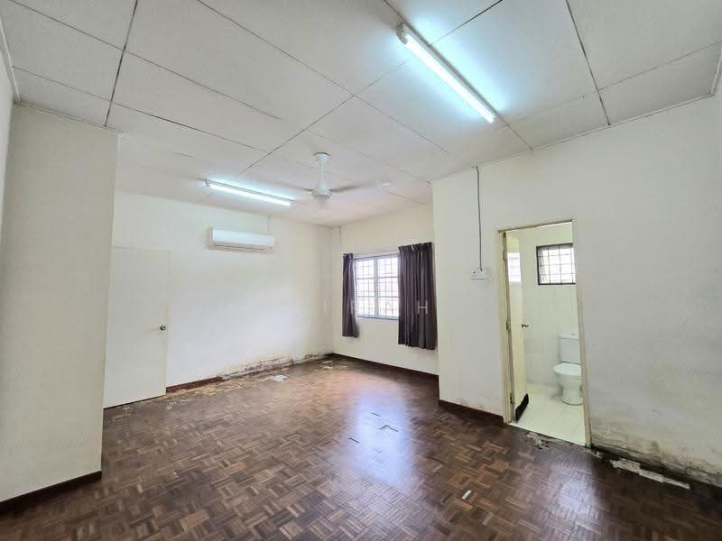 2-storey Terraced House for Sale in Bandar Bukit Mahkota (Bangi) - Mahirah . - Interior - PropertyGuru.com.my