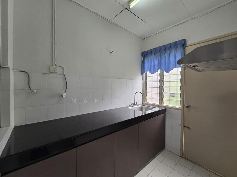 2-storey Terraced House for Sale in Bandar Bukit Mahkota (Bangi) - Mahirah . - PropertyGuru.com.my