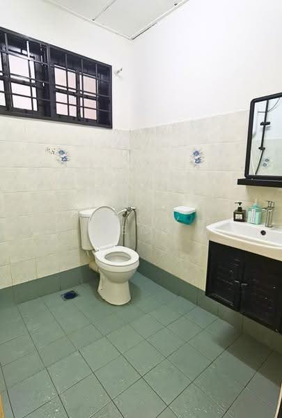 Rumah Teres 2.5-Tingkat untuk Disewa di Arena Kepayang Putra (Ipoh) - Amely Teng - Bathroom - PropertyGuru.com.my
