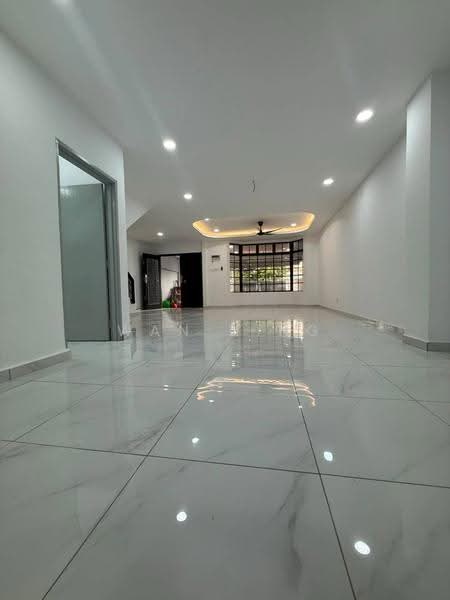 Terraced House for Sale in Taman Desa Tebrau (Tebrau) - Wan Ning - Living Room - PropertyGuru.com.my