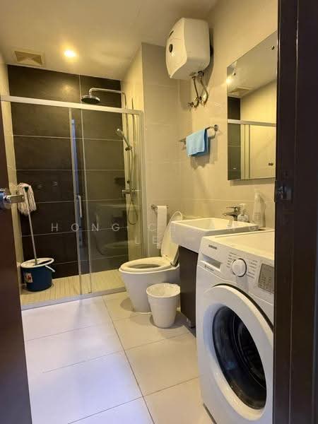 Condominium for Rent at Amberside @ Country Garden Danga Bay - Hong Charng Lee - Bathroom - PropertyGuru.com.my