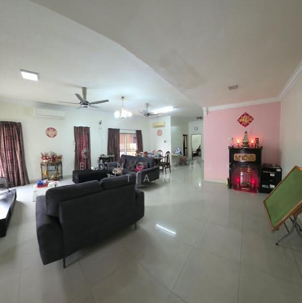Semi-Detached House for Sale in Aman Perdana (Kapar) - Yeong Khek Tan - Living Room - PropertyGuru.com.my